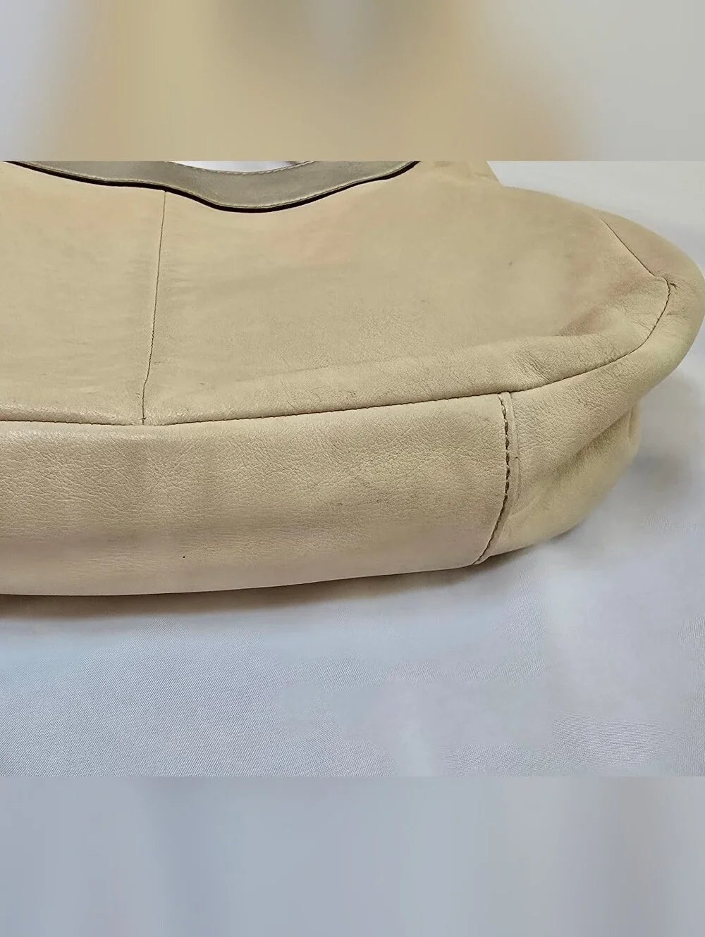 Coach Soho Lynn F19453 Cream Metallic Leather Hobo Bag Y2K